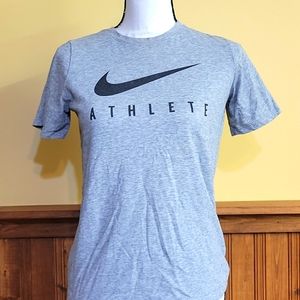 Nike boy shirt large
